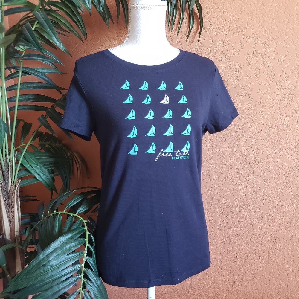 3/$25 Nautica Free to Be Sailing Stretch Tee Navy Blue Medium Boat